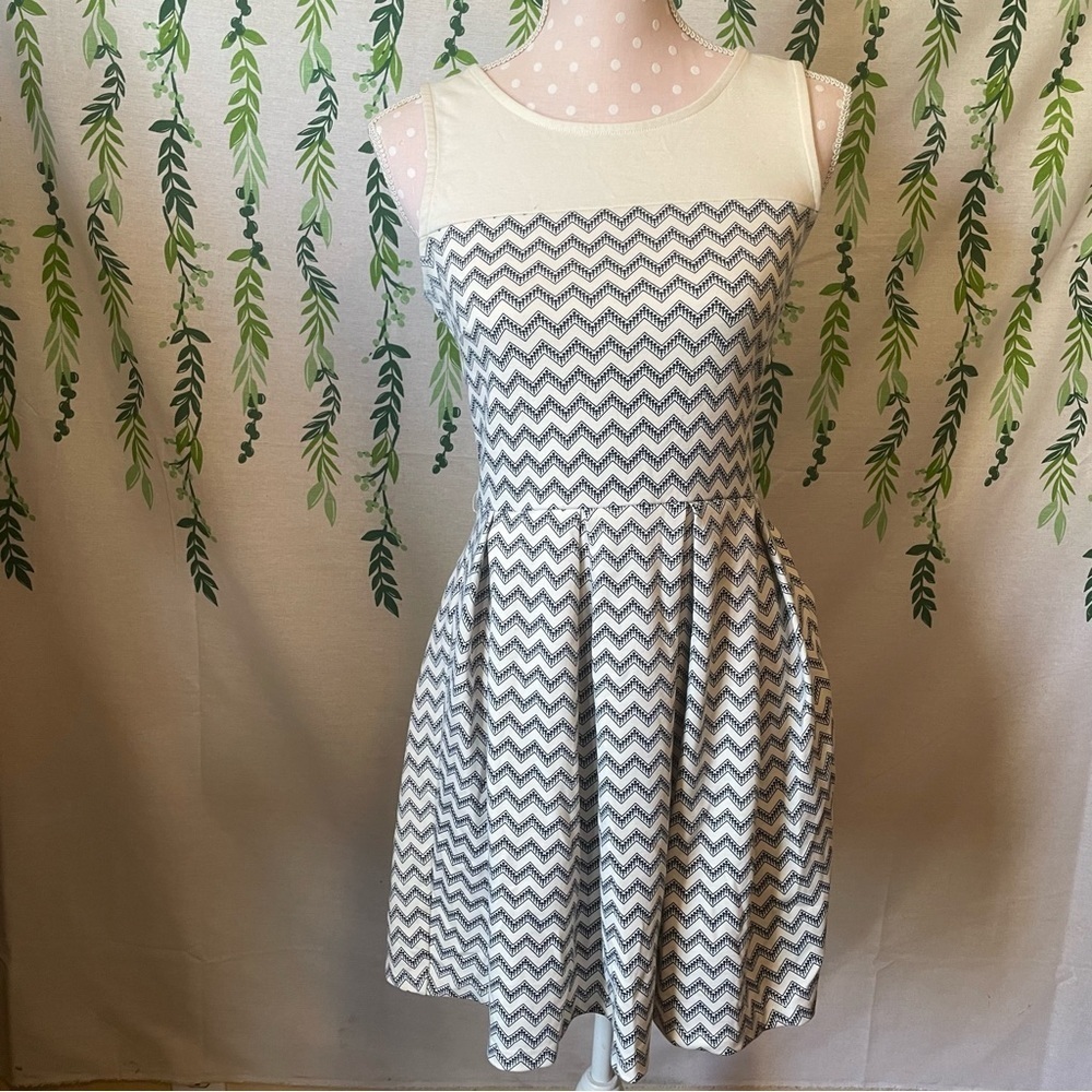 Size S Altar’d State Dress B2